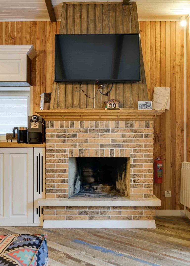 Traverse City fireplace mantel design