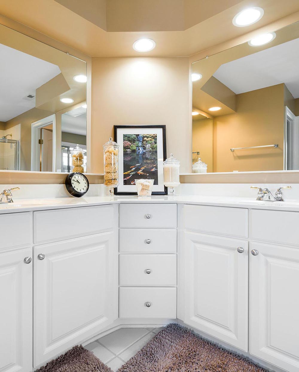 double sink bathroom vanity Michigan